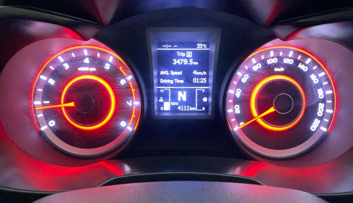 2022 Mahindra XUV300 W6 1.2 PETROL AMT, Petrol, Automatic, 4,111 km, Odometer Image