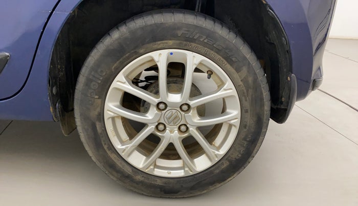 2018 Maruti Swift ZXI, Petrol, Manual, 70,366 km, Left Rear Wheel