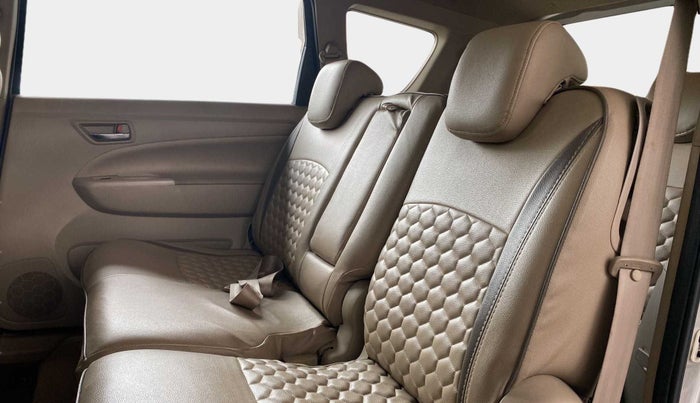 2018 Maruti Ertiga ZDI + SHVS, Diesel, Manual, 23,534 km, Right Side Rear Door Cabin