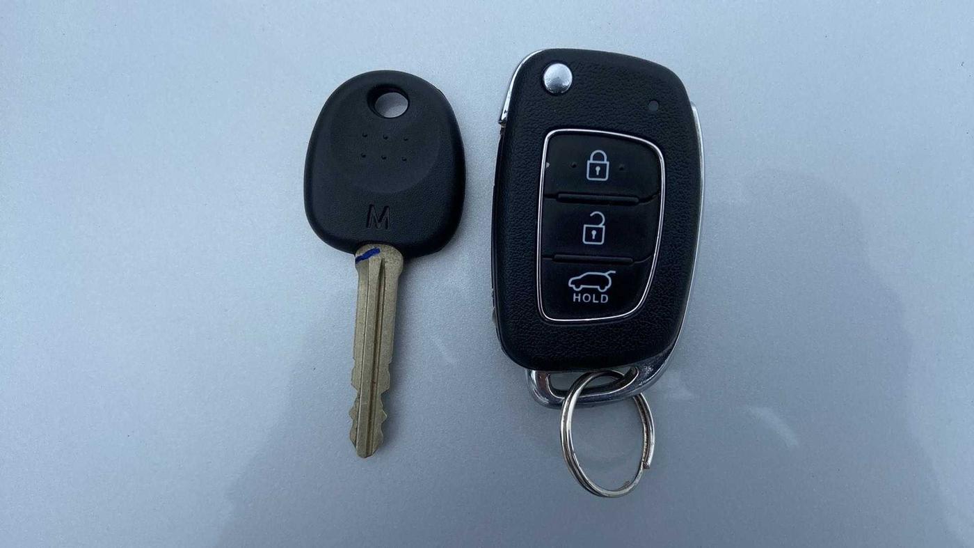 2018 Hyundai Elite i20 SPORTZ 1.2, Petrol, Manual, 38,196 km, Key Close Up