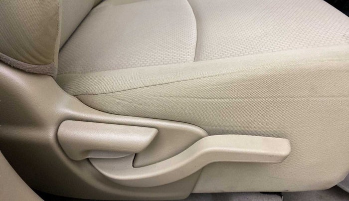 2016 Honda Amaze 1.2L I-VTEC VX, Petrol, Manual, 54,809 km, Driver Side Adjustment Panel