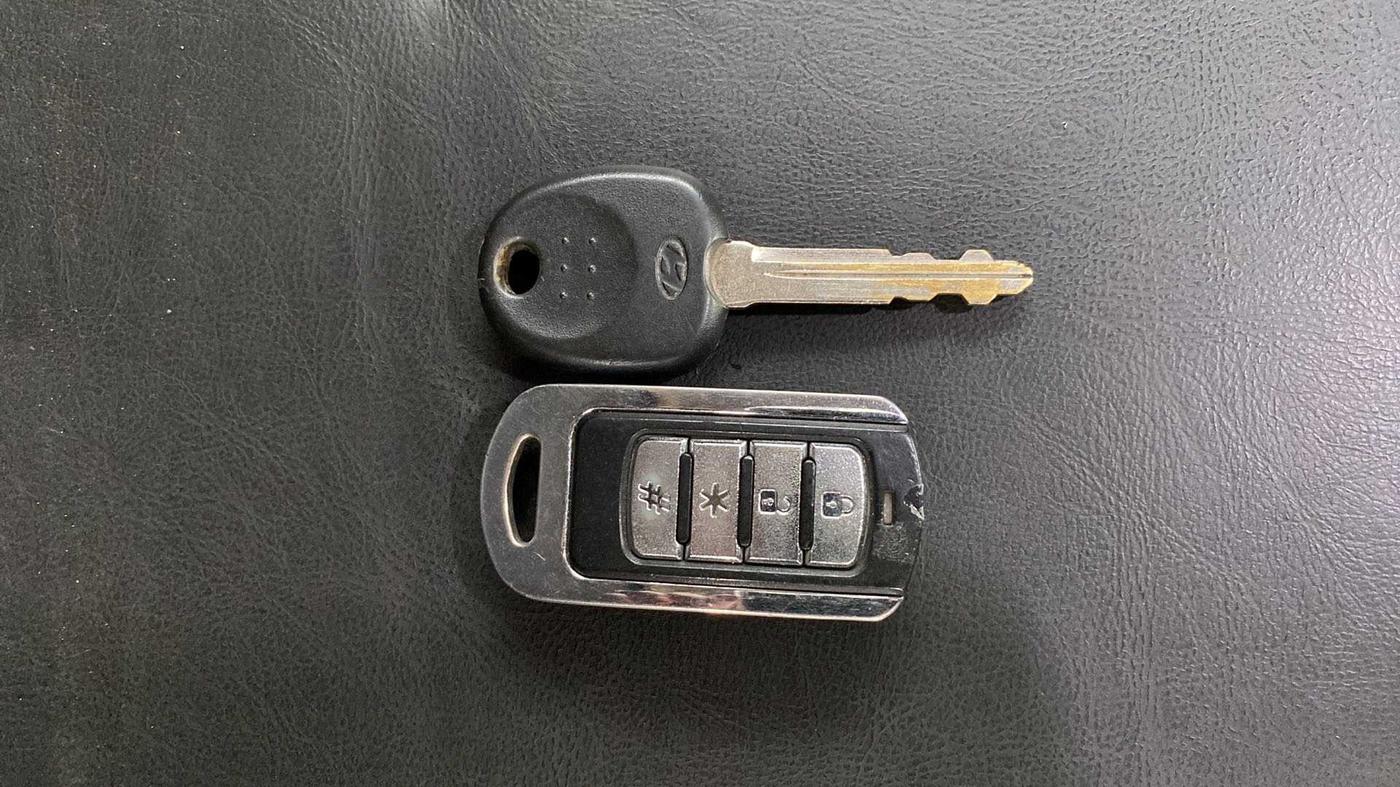 2019 Hyundai NEW SANTRO ERA, Petrol, Manual, 61,819 km, Key Close Up