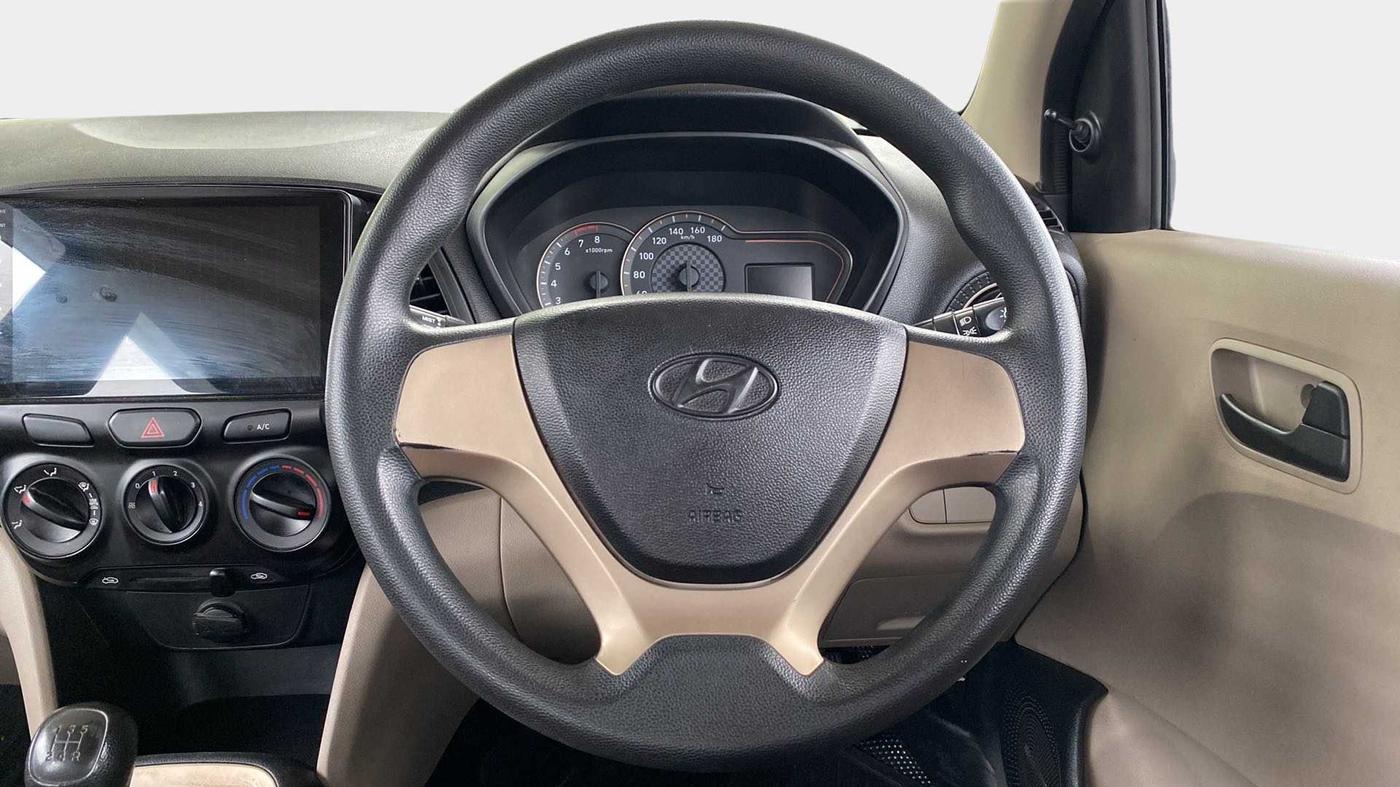 2019 Hyundai NEW SANTRO ERA, Petrol, Manual, 61,819 km, Steering Wheel Close Up
