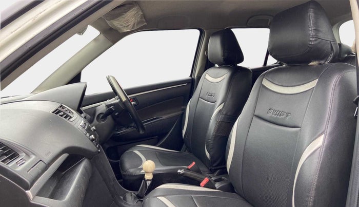 2014 Maruti Swift ZDI, Diesel, Manual, 90,245 km, Right Side Front Door Cabin
