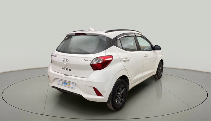 2022 Hyundai GRAND I10 NIOS SPORTZ 1.2 KAPPA VTVT, Petrol, Manual, 15,665 km, Right Back Diagonal
