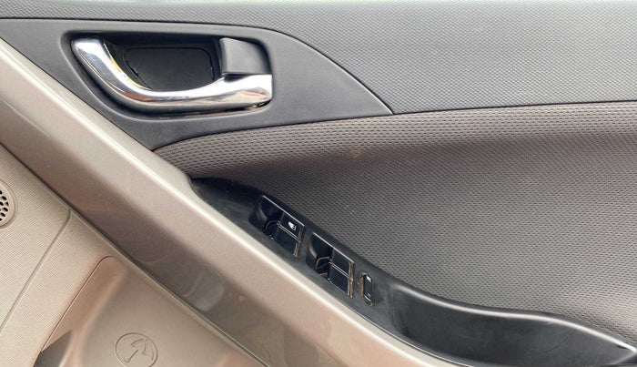 2018 Tata NEXON XZ PLUS PETROL, Petrol, Manual, 28,088 km, Driver Side Door Panels Control