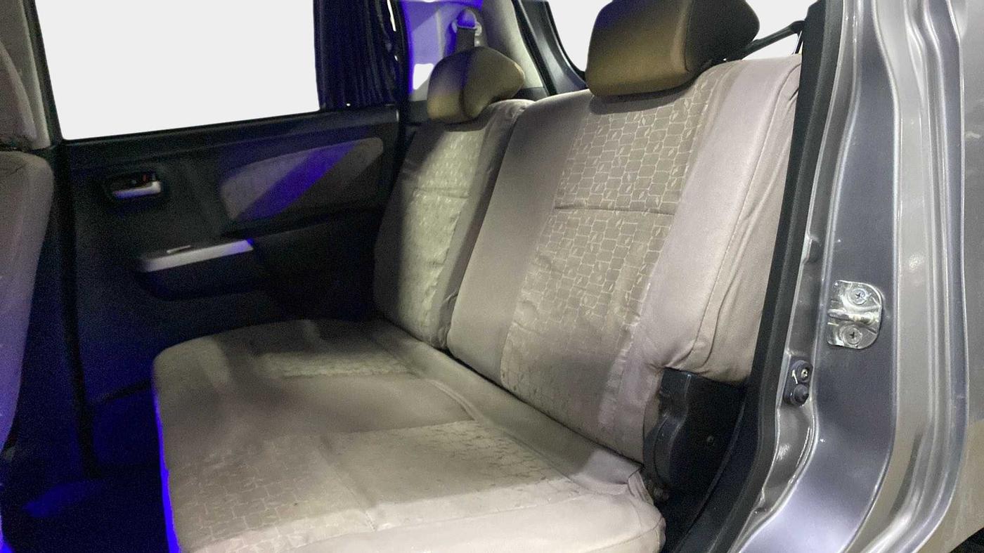 2014 Maruti Wagon R 1.0 VXI, Petrol, Manual, 43,024 km, Right Side Rear Door Cabin
