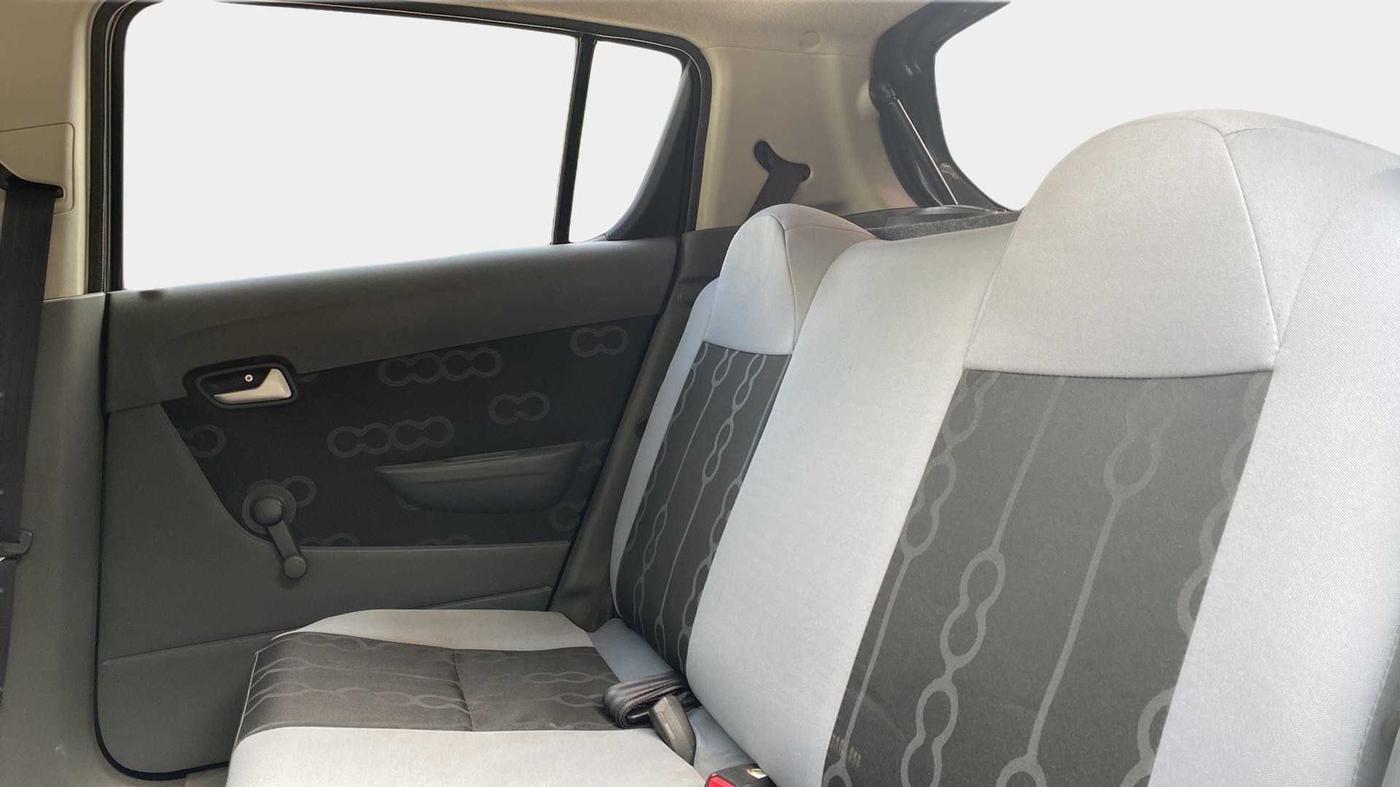 2015 Maruti Alto 800 LXI, Petrol, Manual, 31,450 km, Right Side Rear Door Cabin