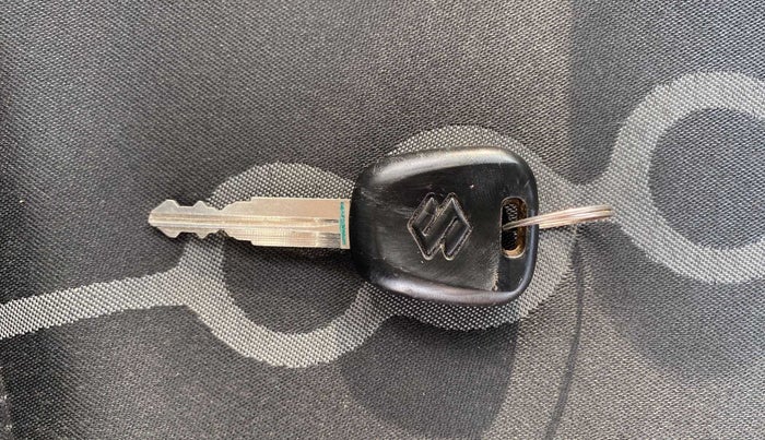 2015 Maruti Alto 800 LXI, Petrol, Manual, 31,450 km, Key Close Up