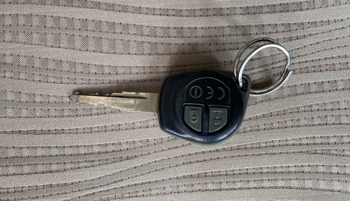 2020 Maruti Dzire VXI, Petrol, Manual, 66,365 km, Key Close Up