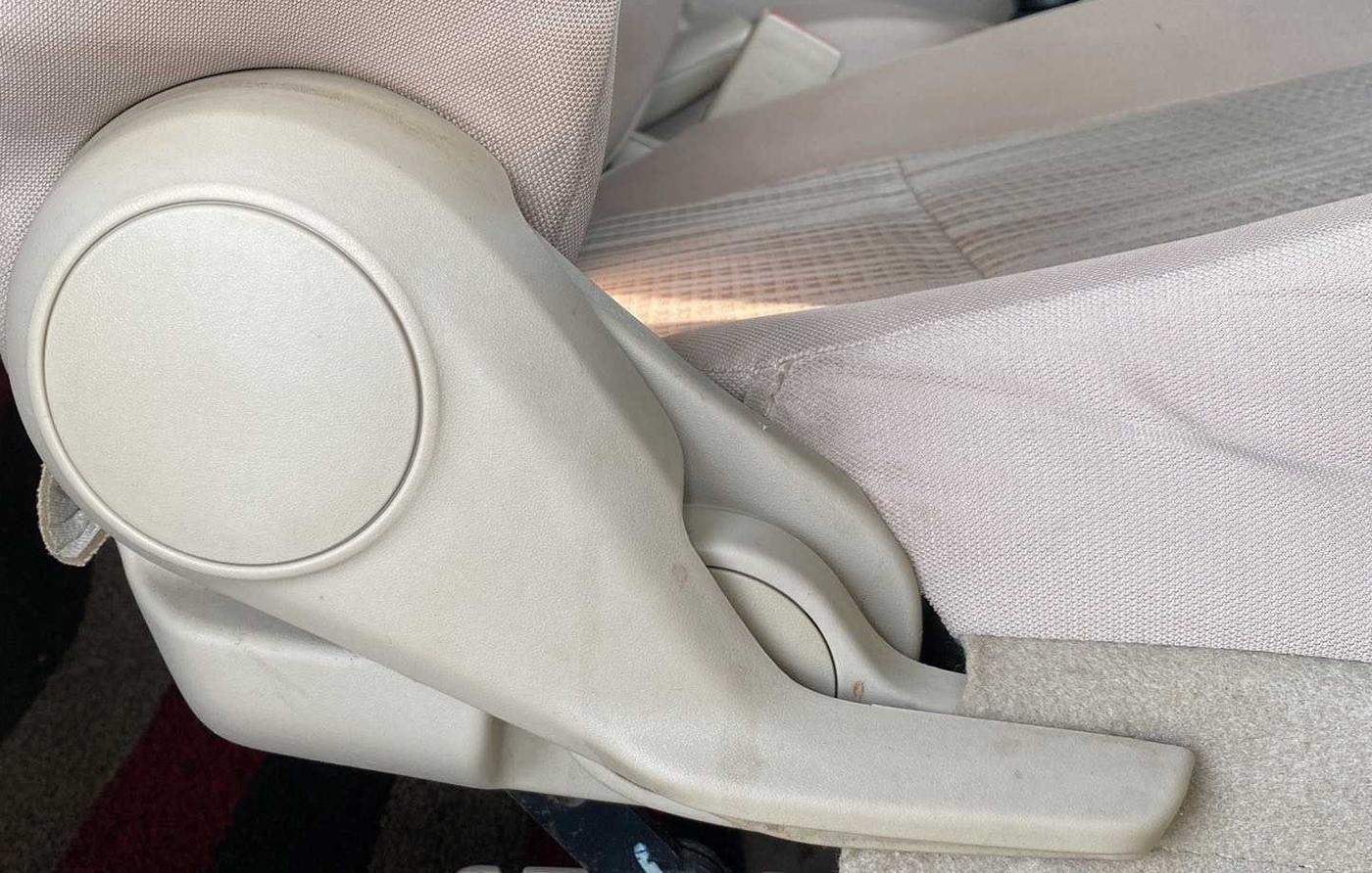 2020 Maruti Dzire VXI, Petrol, Manual, 66,365 km, Driver Side Adjustment Panel