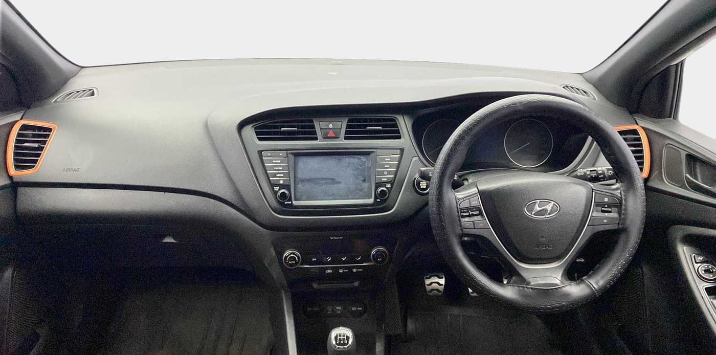 2015 Hyundai i20 Active 1.2 SX, Petrol, Manual, 59,494 km, Dashboard