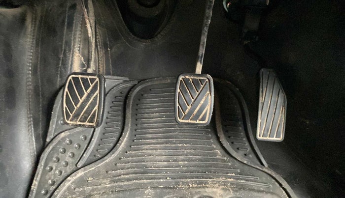 2020 Maruti New Wagon-R LXI CNG 1.0, CNG, Manual, 29,795 km, Pedals