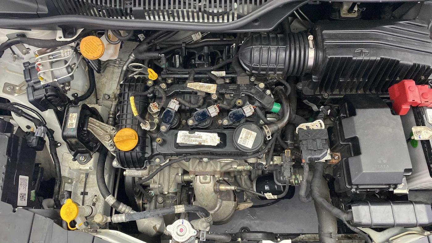 2021 Tata ALTROZ XE PETROL, Petrol, Manual, 9,970 km, Open Bonet