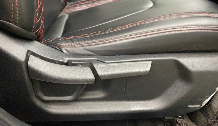2020 Hyundai Creta SX 1.5 PETROL, Petrol, Manual, 62,052 km, Driver Side Adjustment Panel