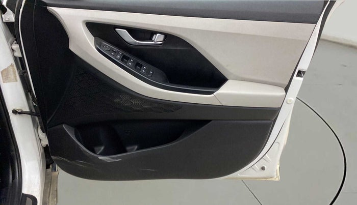2020 Hyundai Creta SX 1.5 PETROL, Petrol, Manual, 62,052 km, Driver Side Door Panels Control