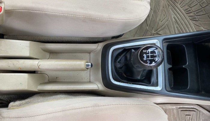 2018 Maruti Dzire VXI, Petrol, Manual, 42,457 km, Gear Lever