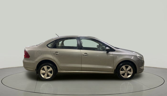 2016 Skoda Rapid AMBITION 1.5 TDI AT, Diesel, Automatic, 49,187 km, Right Side View
