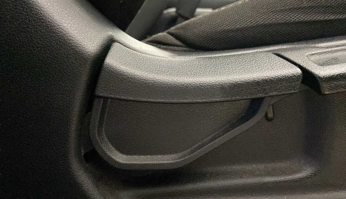 2021 Hyundai VENUE SX PLUS 1.0 TURBO DCT, Petrol, Automatic, 18,198 km, Driver Side Adjustment Panel