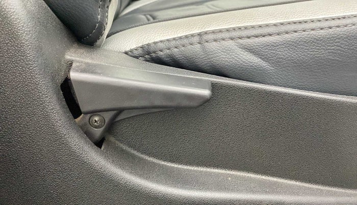 2019 Tata Tiago XZ PETROL, Petrol, Manual, 65,331 km, Driver Side Adjustment Panel