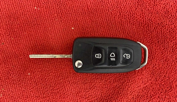 2019 Tata Tiago XZ PETROL, Petrol, Manual, 65,331 km, Key Close Up