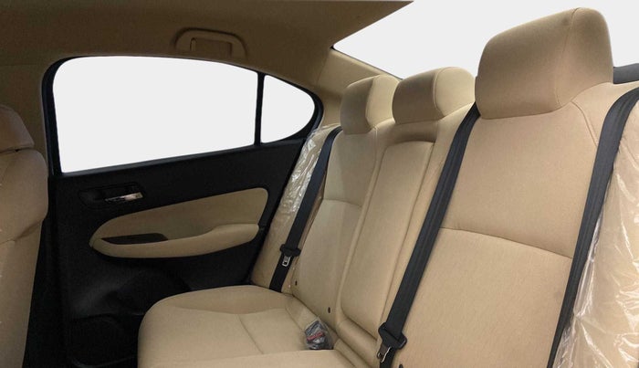 2021 Honda City 1.5L I-VTE V CVT, Petrol, Automatic, 19,655 km, Right Side Rear Door Cabin