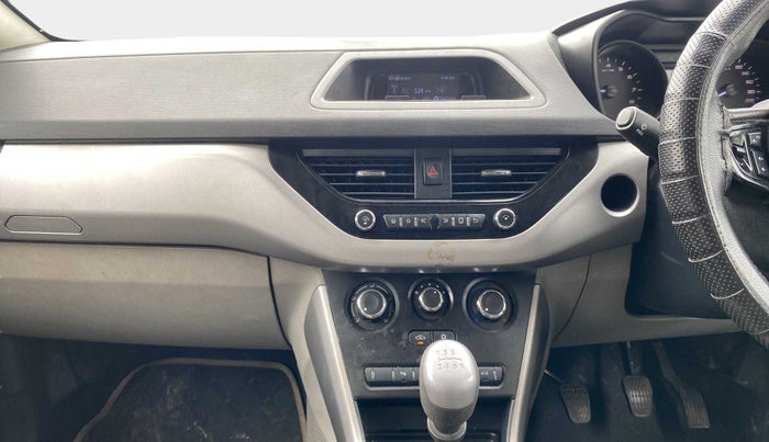 2018 Tata NEXON XM PETROL, Petrol, Manual, 62,850 km, Air Conditioner