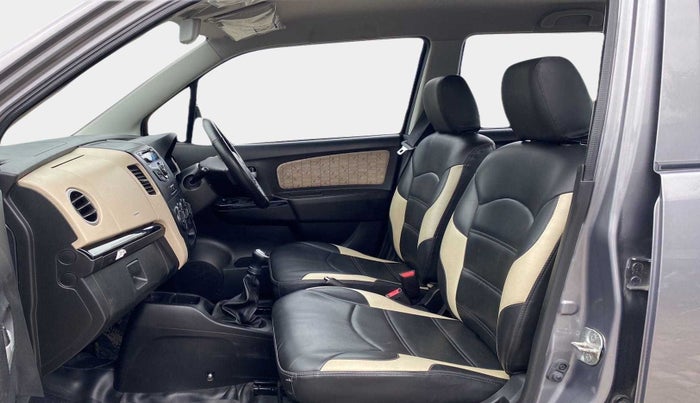 2017 Maruti Wagon R 1.0 VXI, Petrol, Manual, 22,789 km, Right Side Front Door Cabin