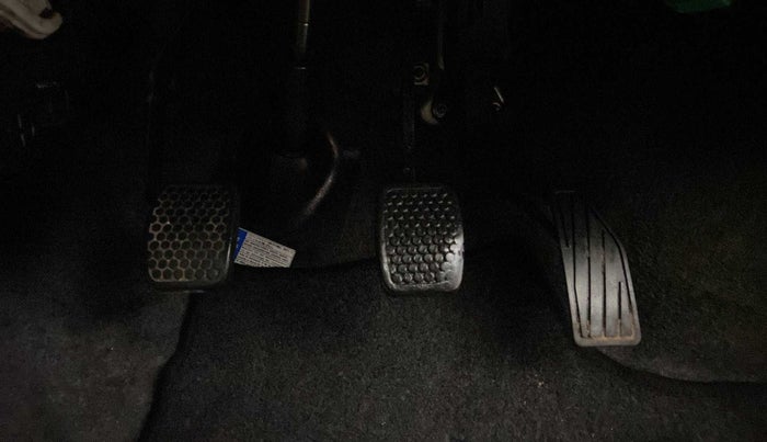 2015 Maruti Alto K10 VXI, Petrol, Manual, 44,871 km, Pedals