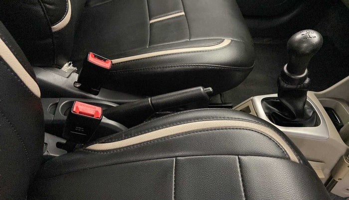 2015 Maruti Alto K10 VXI, Petrol, Manual, 44,871 km, Gear Lever