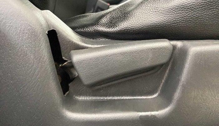 2015 Maruti Alto K10 VXI, Petrol, Manual, 44,871 km, Driver Side Adjustment Panel