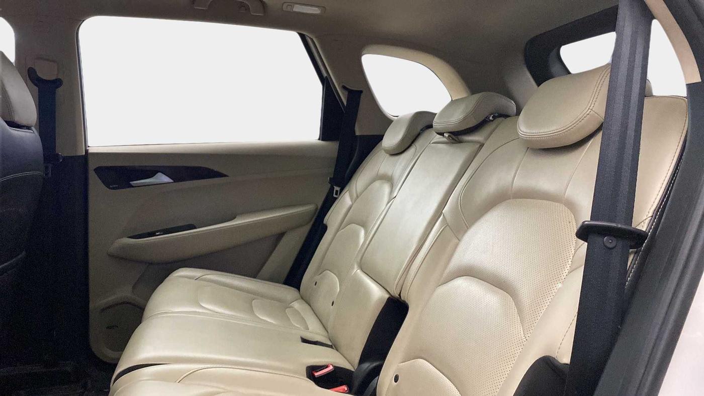 2021 MG HECTOR SHARP 1.5 DCT PETROL, Petrol, Automatic, 39,015 km, Right Side Rear Door Cabin
