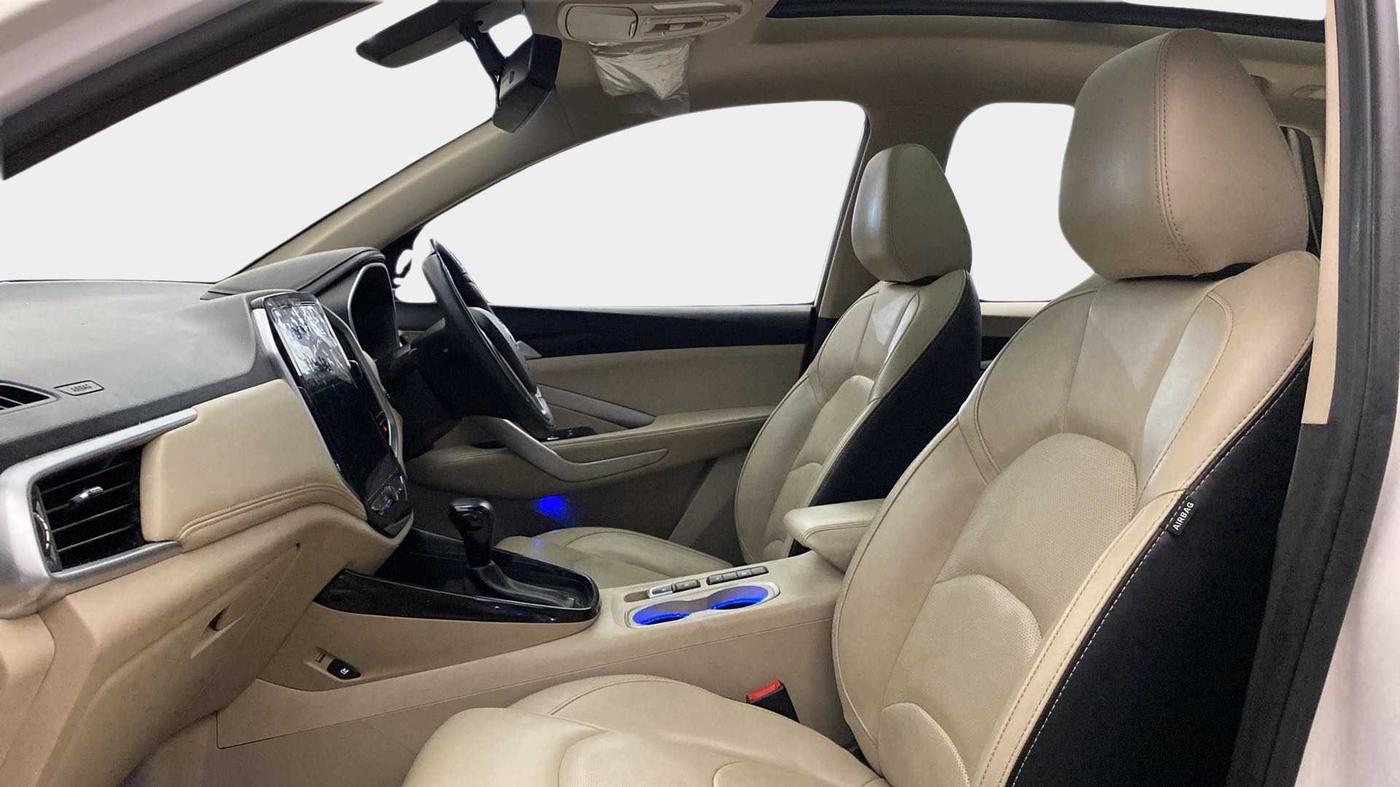 2021 MG HECTOR SHARP 1.5 DCT PETROL, Petrol, Automatic, 39,015 km, Right Side Front Door Cabin
