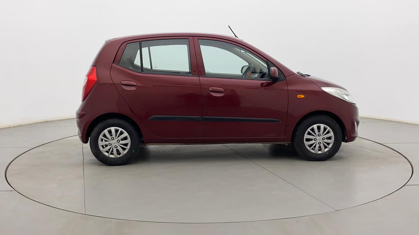 2015 Hyundai i10 SPORTZ 1.1, Petrol, Manual, 39,873 km, Right Side View