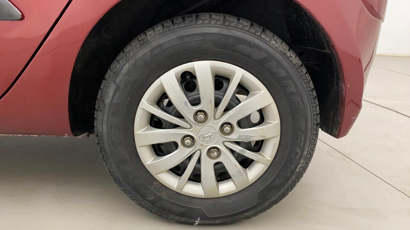 2015 Hyundai i10 SPORTZ 1.1, Petrol, Manual, 39,873 km, Left Rear Wheel