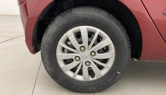 2015 Hyundai i10 SPORTZ 1.1, Petrol, Manual, 39,873 km, Right Rear Wheel