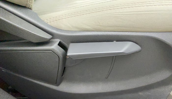 2016 Ford Ecosport TITANIUM 1.5L DIESEL, Diesel, Manual, 81,477 km, Driver Side Adjustment Panel