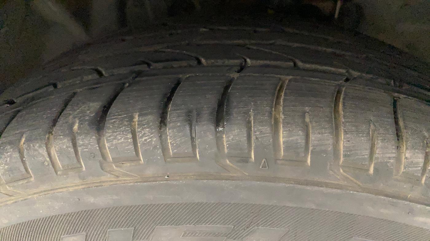 2016 Ford Ecosport TITANIUM 1.5L DIESEL, Diesel, Manual, 81,477 km, Left Front Tyre Tread
