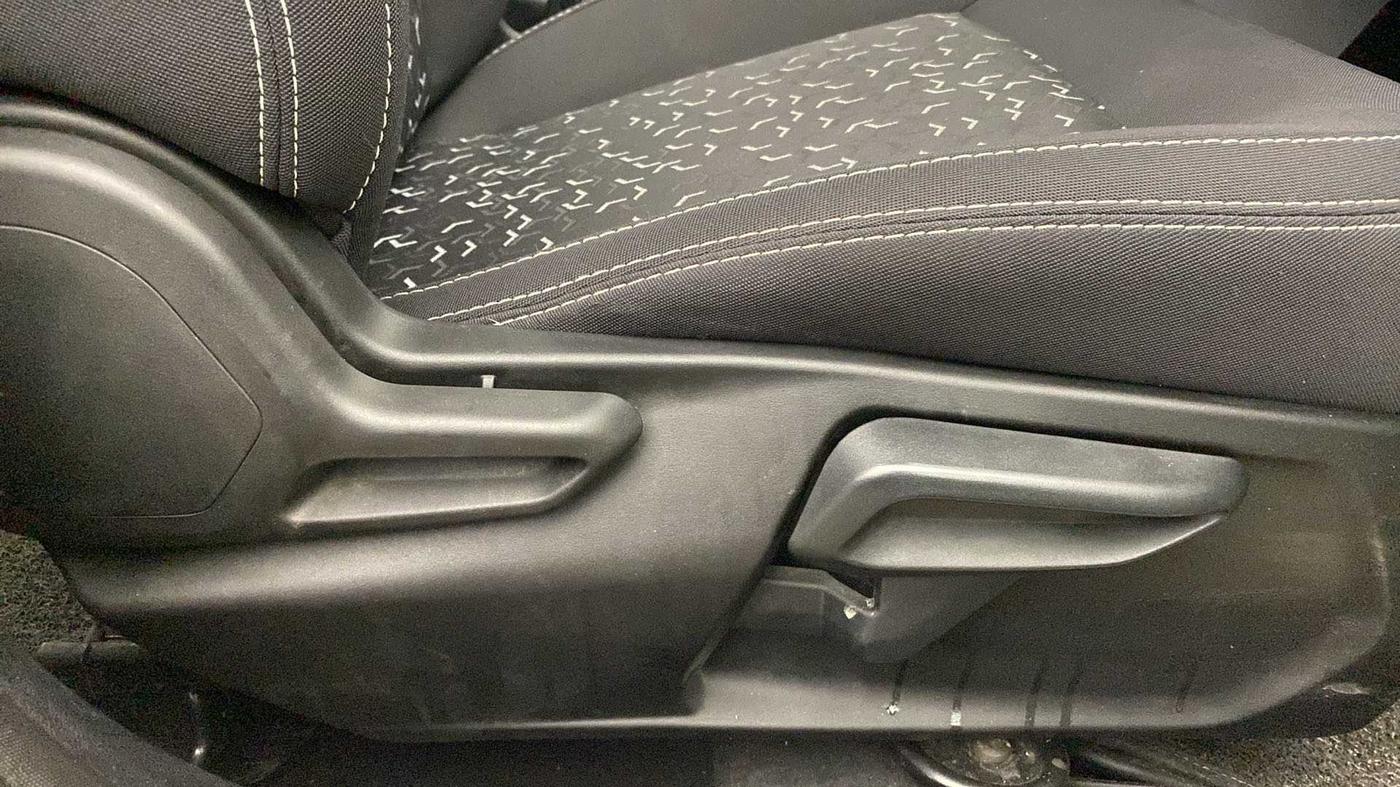 2021 Tata Tiago XZ PETROL, Petrol, Manual, 47,694 km, Driver Side Adjustment Panel