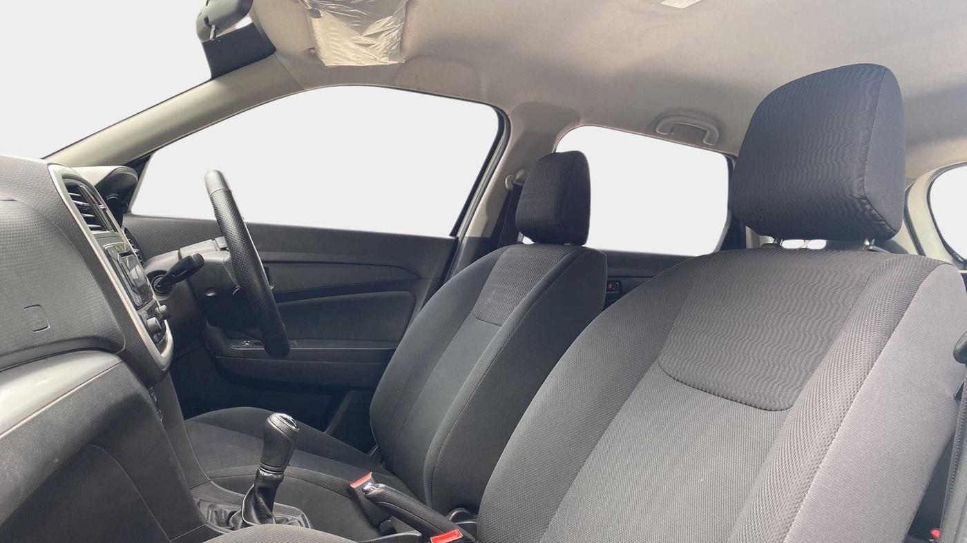 2021 Maruti Vitara Brezza VXI, Petrol, Manual, 22,435 km, Right Side Front Door Cabin