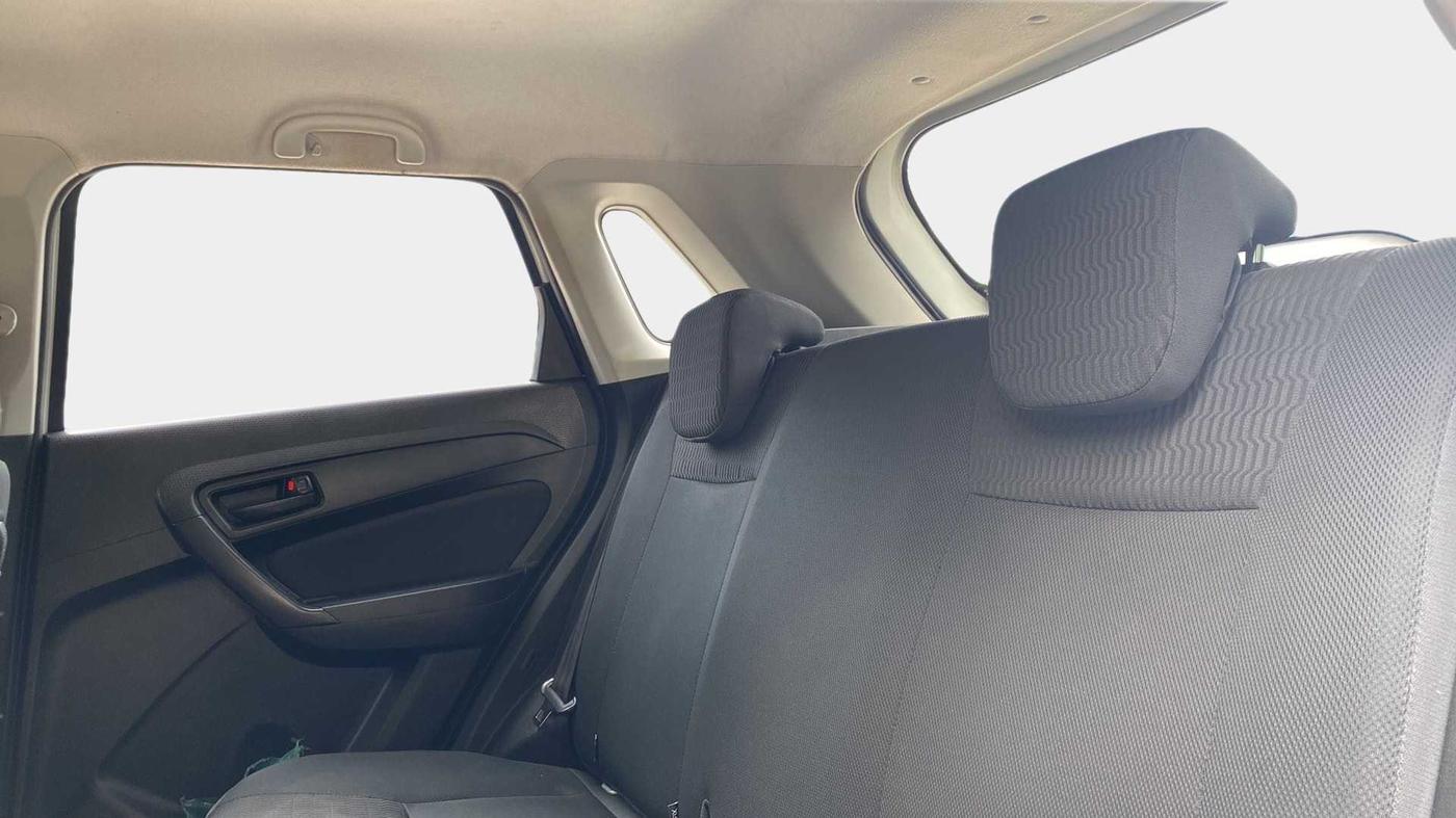 2021 Maruti Vitara Brezza VXI, Petrol, Manual, 22,435 km, Right Side Rear Door Cabin