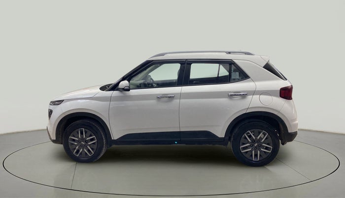 2021 Hyundai VENUE SX 1.5 CRDI, Diesel, Manual, 46,063 km, Left Side