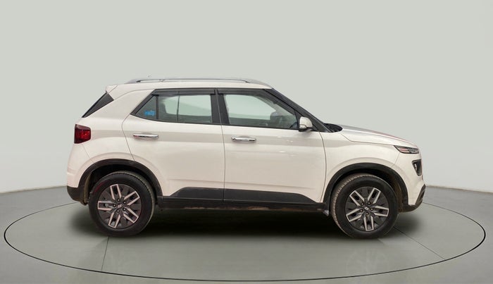 2021 Hyundai VENUE SX 1.5 CRDI, Diesel, Manual, 46,063 km, Right Side View