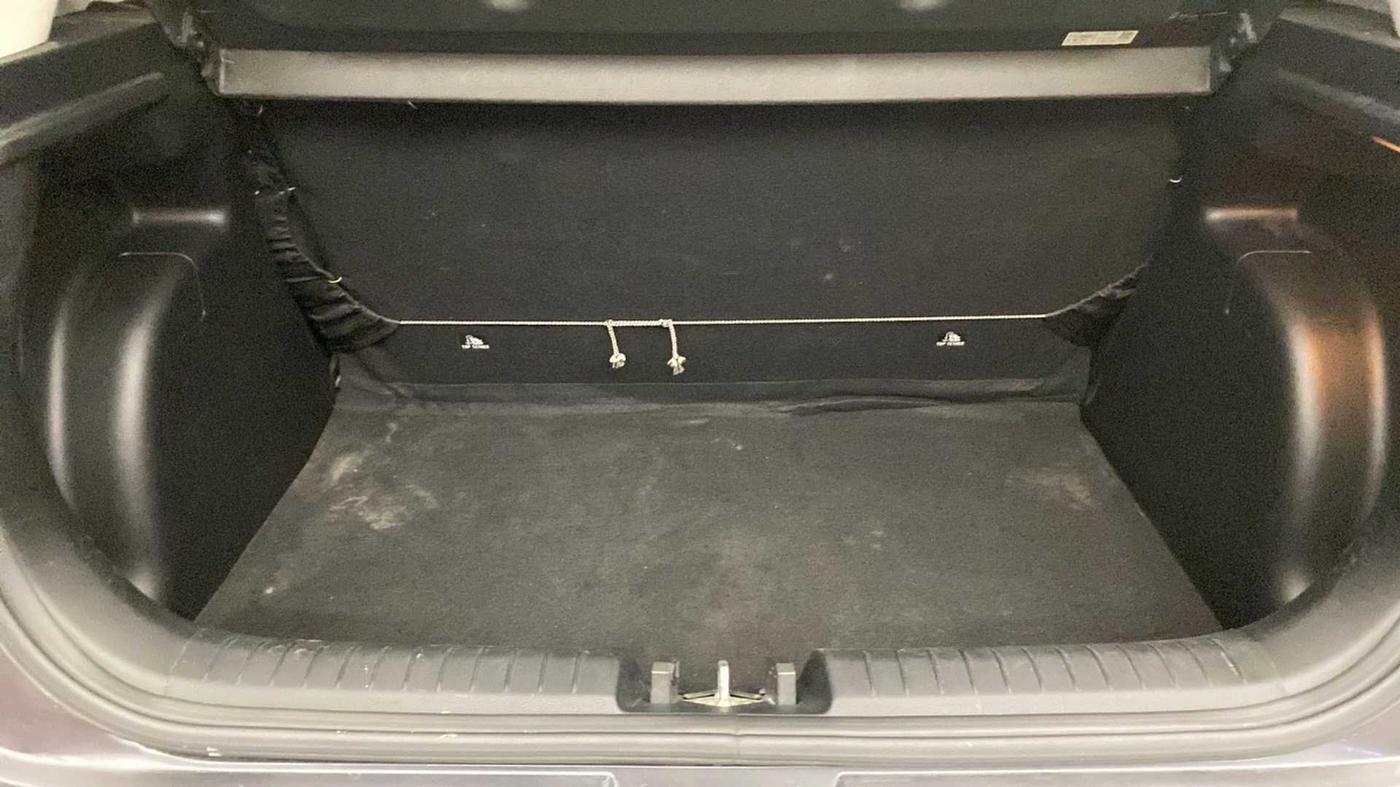 2019 Hyundai VENUE SX 1.0 TURBO, Petrol, Manual, 42,760 km, Boot Inside