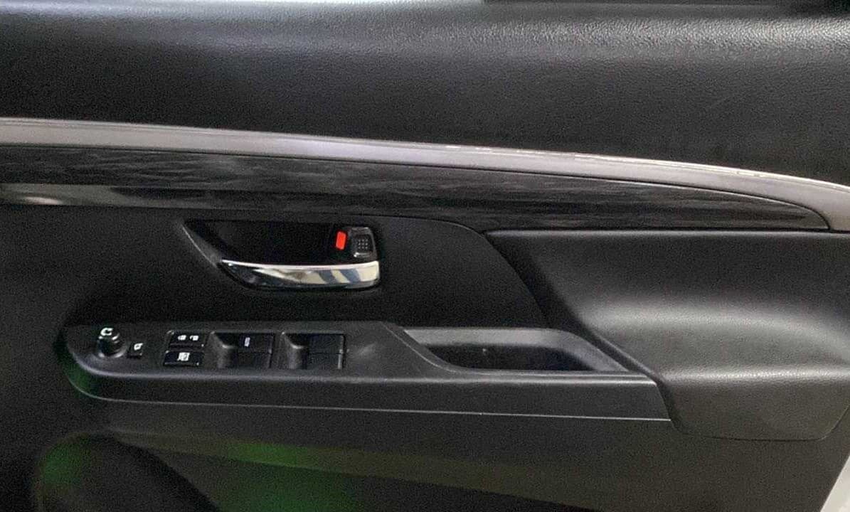 2021 Maruti XL6 ALPHA MT, Petrol, Manual, 48,740 km, Driver Side Door Panels Control