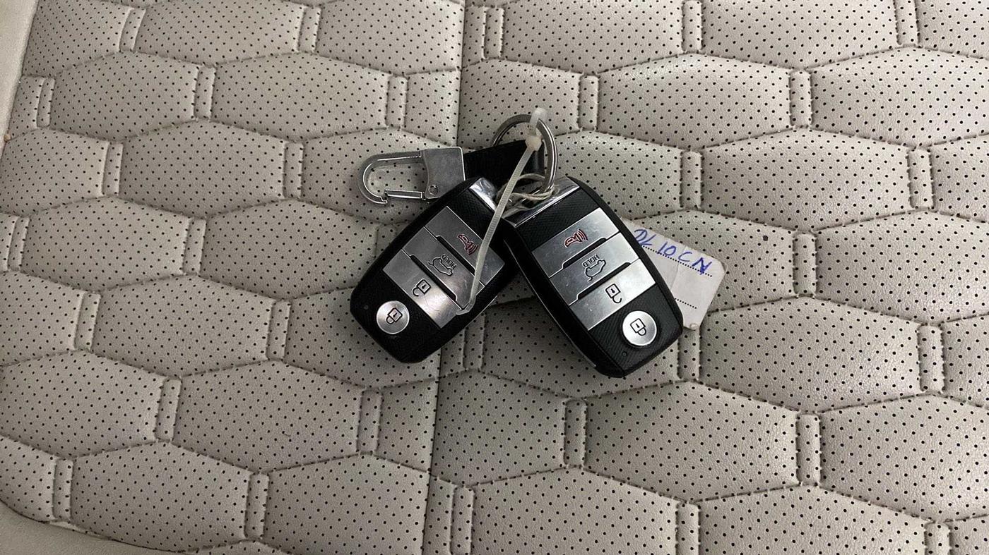 2019 KIA SELTOS HTX 1.5 PETROL, Petrol, Manual, 68,111 km, Key Close Up