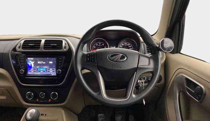 2019 Mahindra TUV300 T10, Diesel, Manual, 38,862 km, Steering Wheel Close Up