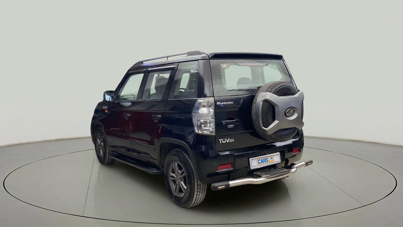 2019 Mahindra TUV300 T10, Diesel, Manual, 38,862 km, Left Back Diagonal