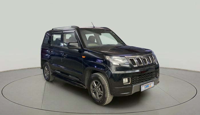 2019 Mahindra TUV300 T10, Diesel, Manual, 38,862 km, Right Front Diagonal