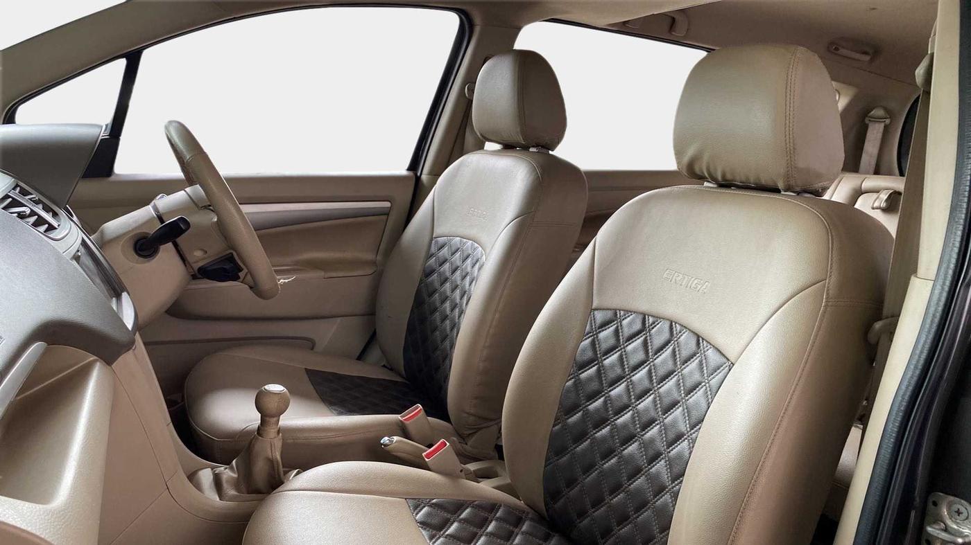 2018 Maruti Ertiga ZDI + SHVS, Diesel, Manual, 67,494 km, Right Side Front Door Cabin